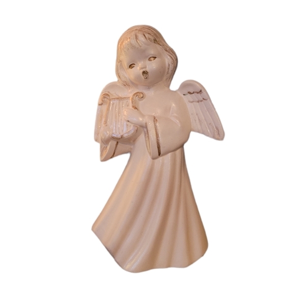 Vintage - 1977 Ceramic Cream and Gold Musical Angels Hand Painted Set of 3 - Picture 2 of 5